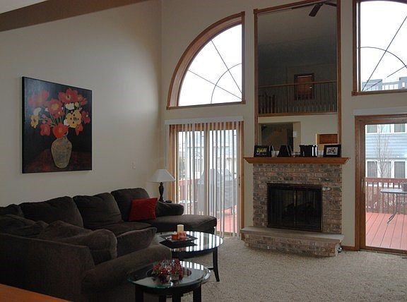 3rd image of 8566 Tullamore Dr