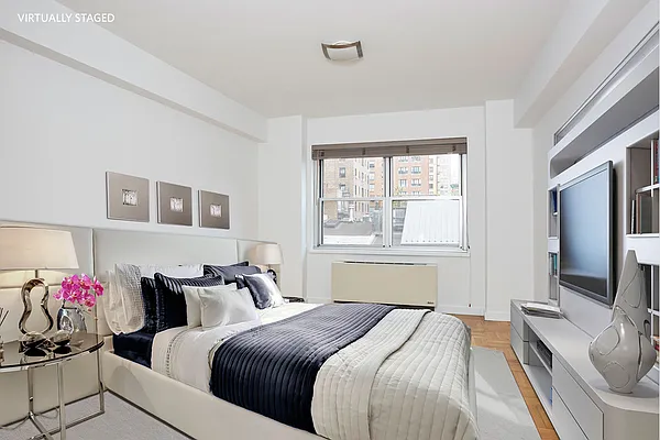 Sold by Stribling | media 3