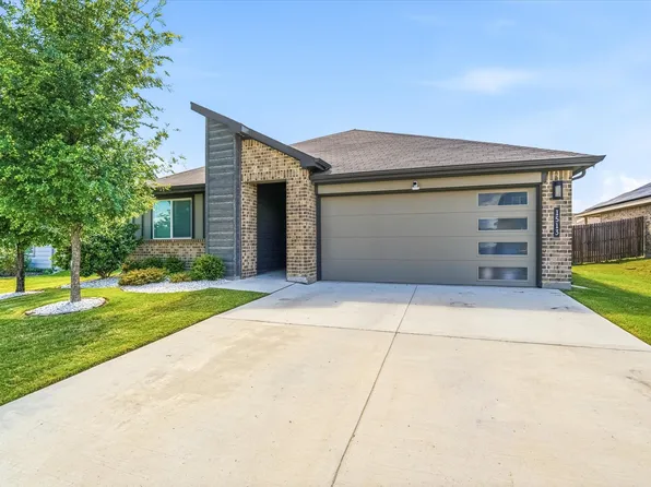 1513 Hulen Park Trl, Alvarado, TX 76009