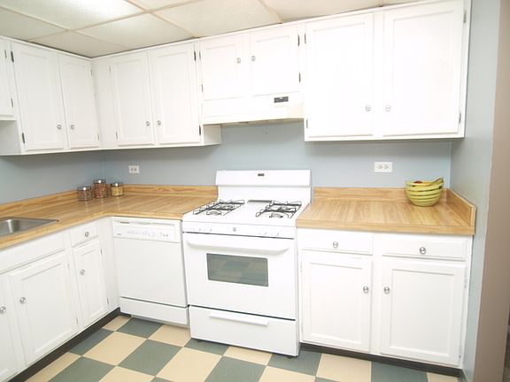 2nd image of 14509 Sussex Ct W #G2