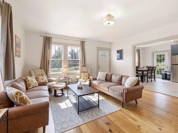 47 Moosehead Lake Road, Greenville, ME 04441