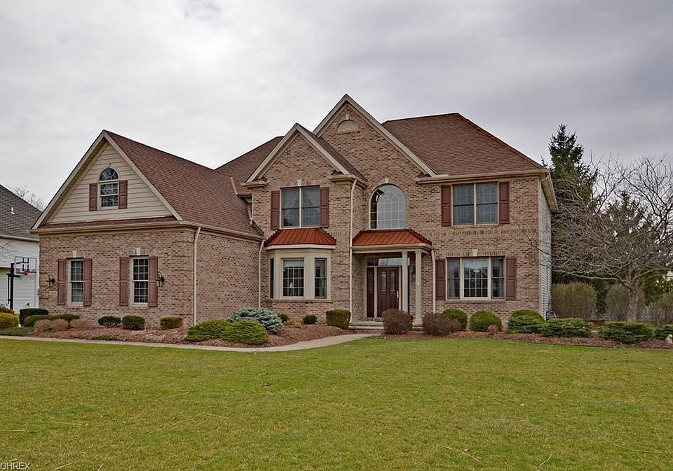 1st image of 3335 Excalibur Ave