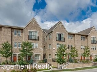 54598 Twyckenham Dr, South Bend, IN 46637