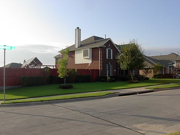 Front corner view