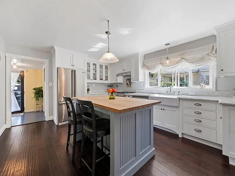 Kitchen view towards back