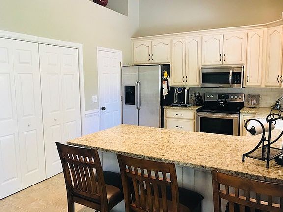 4th image of 245 Pine Brook Pl