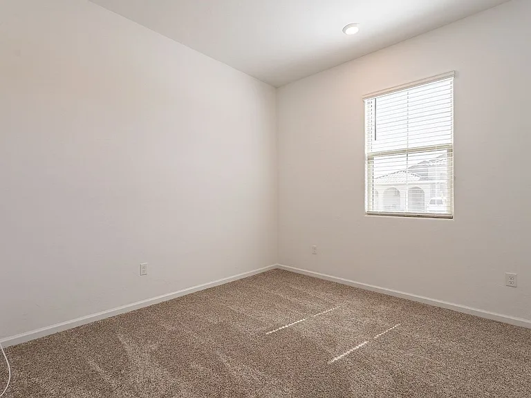 12442 N Appling Ave — Photo 20