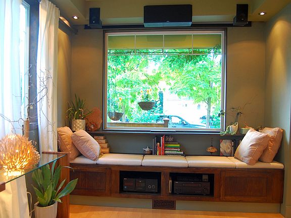 Custom built-in bench seat