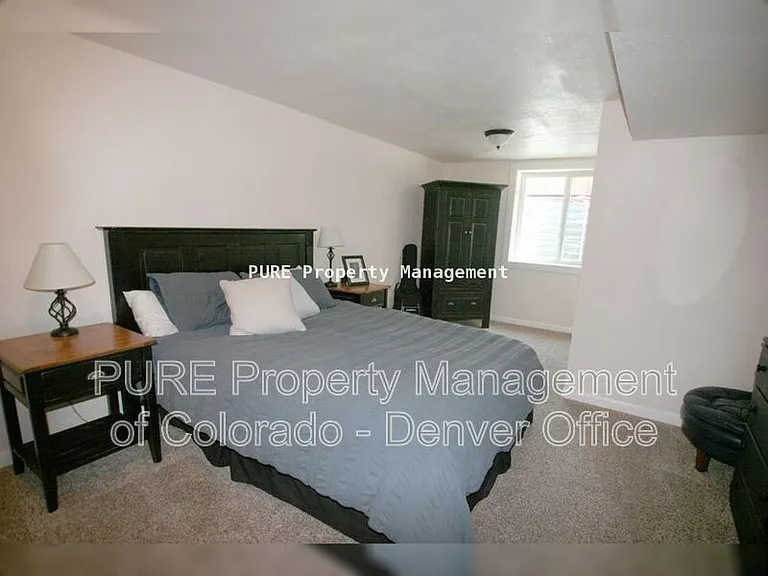 2255 S Clermont St — Photo 10