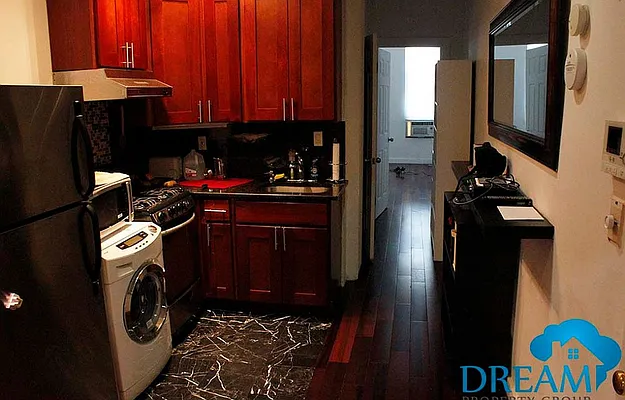 Rented by Oxford Property Group | media 18