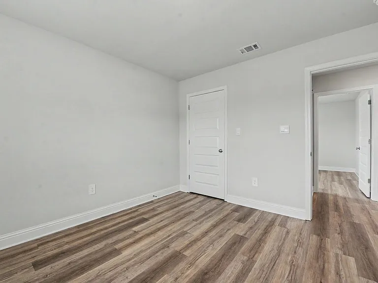 107 Mill St — Photo 12