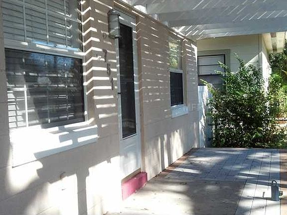 3rd image of 751 46th Ave N