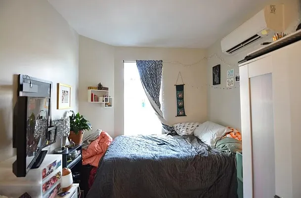 Rented by Zee Management LLC | media 19