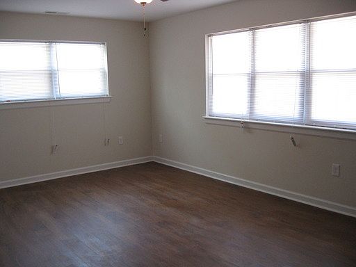 3rd image of 1139 E Ocean View Ave APT 12