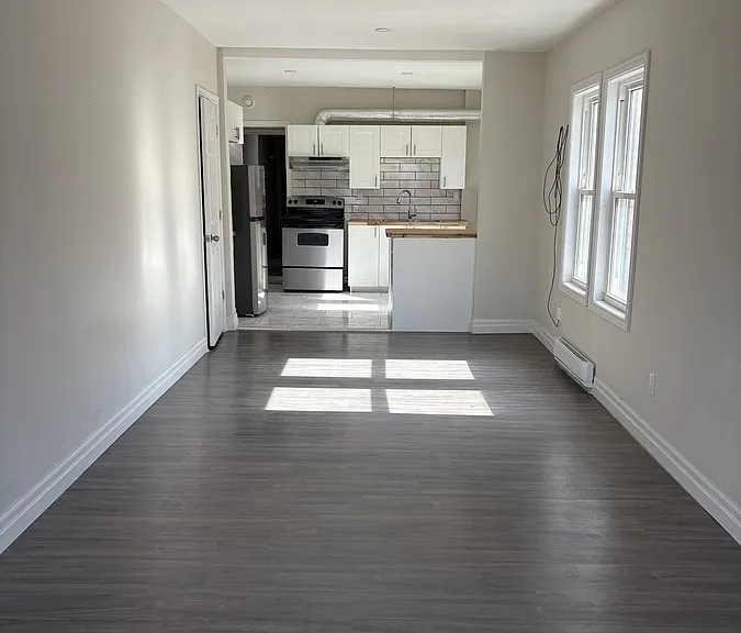 738 Windsor Ave #1 — Photo 6