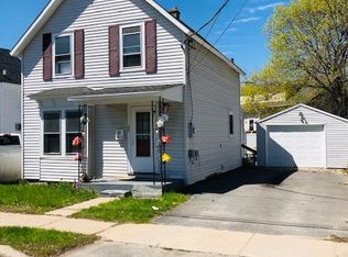 71 Elizabeth St, Plattsburgh, NY 12901