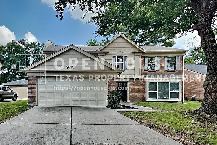 9219 Palm Shores Dr