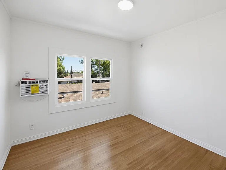 3438 McKinley Ave #5 — Photo 7