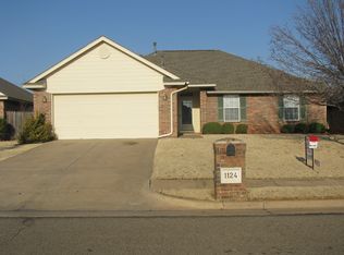 1124 Bradford Pl, Edmond, OK 73012