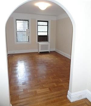 2nd image of 135 W 16th St APT 30