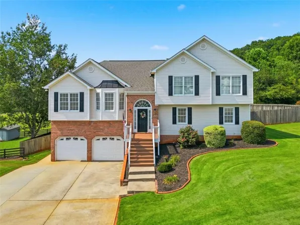 6 Cain Dr, Cartersville, GA 30121