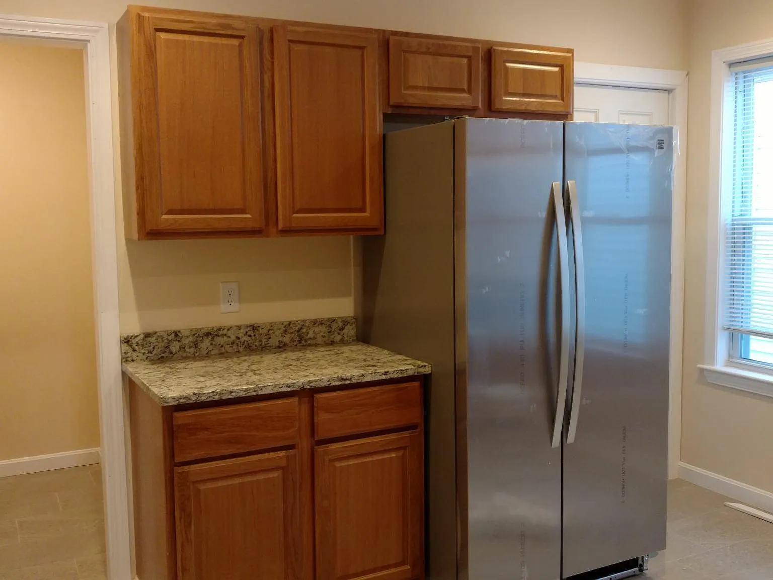 3 bed, 1300 sqft, $3,400 — Photo 3