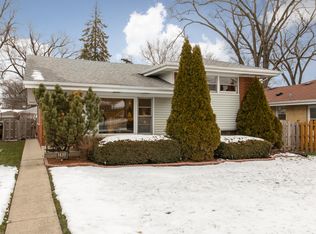 1430 W Talcott Rd, Park Ridge, IL 60068