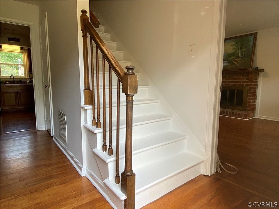 1st image of 4711 W Lakefront Dr