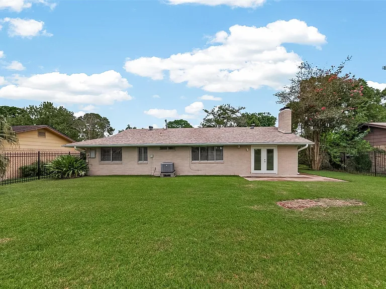 1715 Ramada Dr — Photo 32
