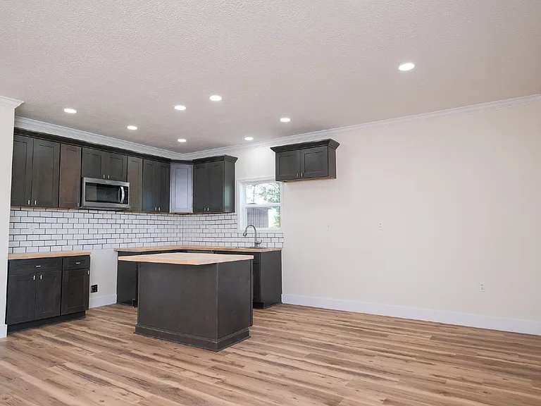 2915 Sidonia Rd — Photo 5