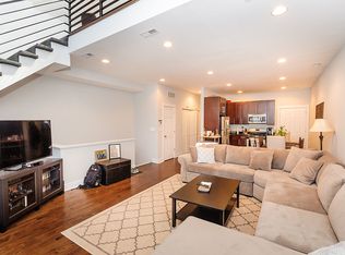 1033 N Paulina St APT 2F, Chicago, IL 60622