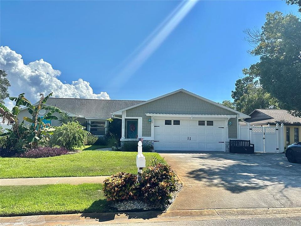 1st image of 10105 BRIAR CIRCLE