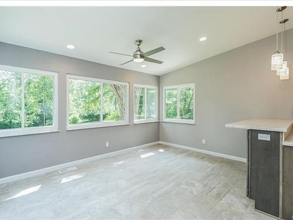 3rd image of 12984 Bellerive Estates Dr