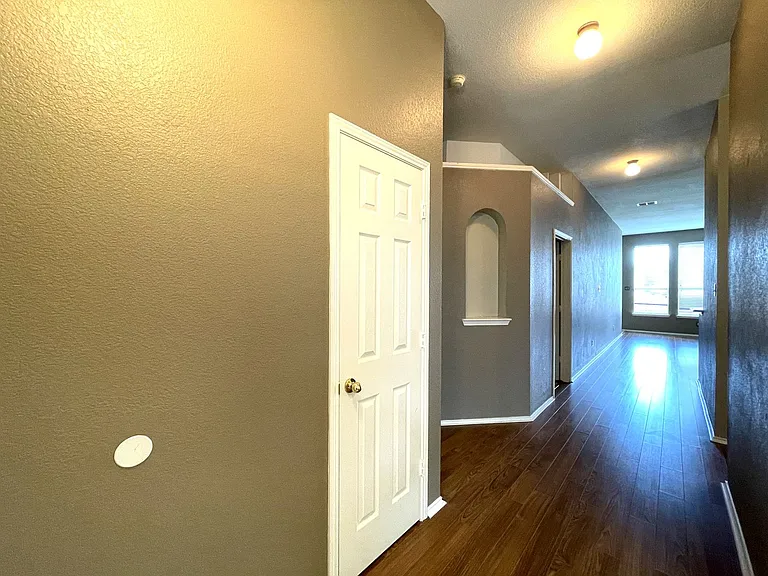 6000 White Pine Dr — Photo 16
