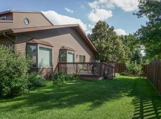 1512 34th St S, Fargo, ND 58103