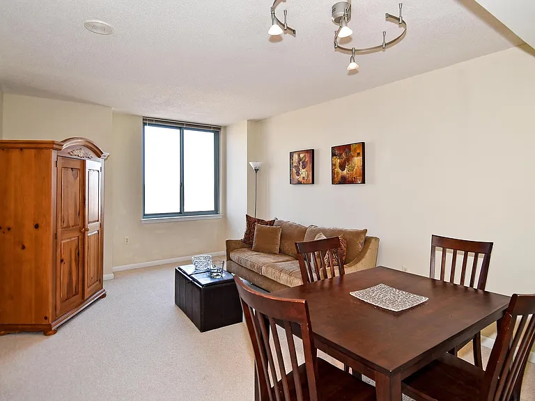 851 N Glebe Rd #1516 — Photo 6