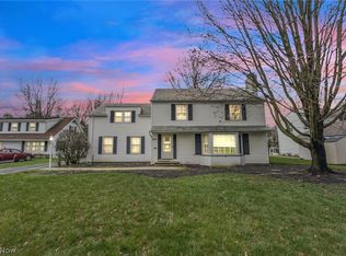 2672 Green Rd, Shaker Heights, OH 44122