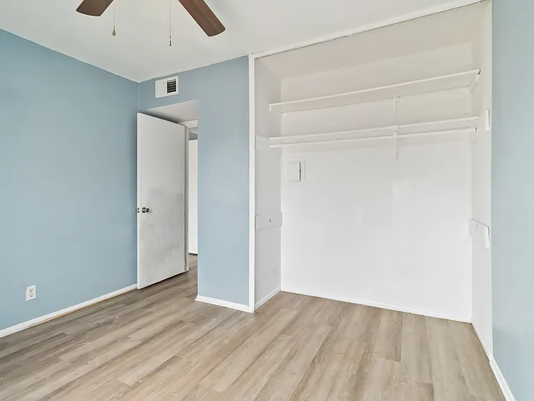 7104 Glen Mist — Photo 11