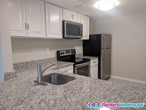5th image of 9243 Chadburn Pl