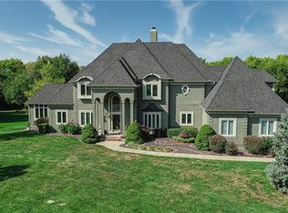 14240 S Copper Creek Dr, Olathe, KS 66062