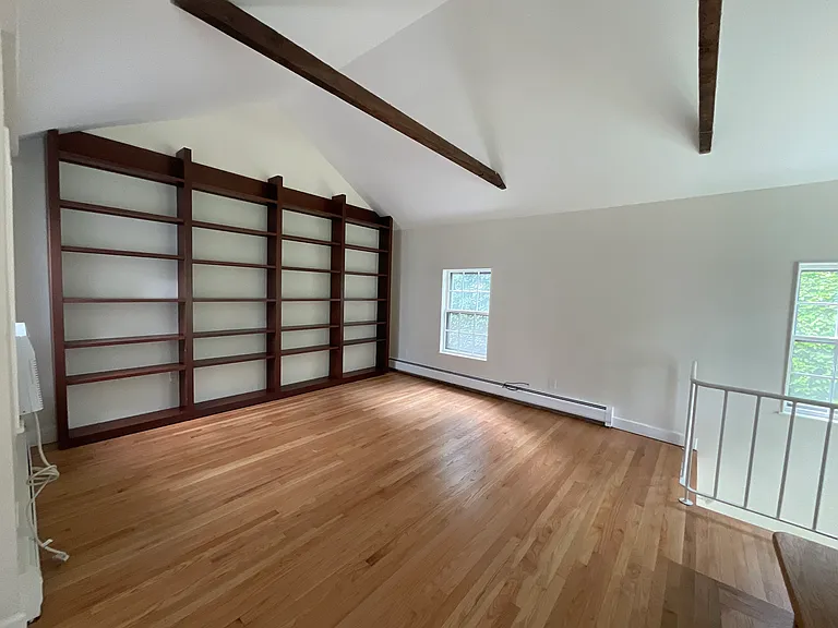 49 Irving St #3 — Photo 4