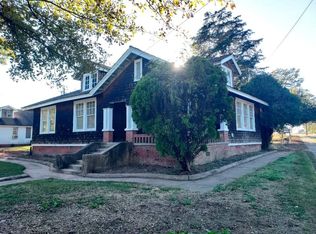 28 Johnson Ave, Manchester, GA 31816