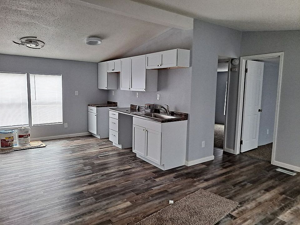 1st image of 78 Deerfield Ct