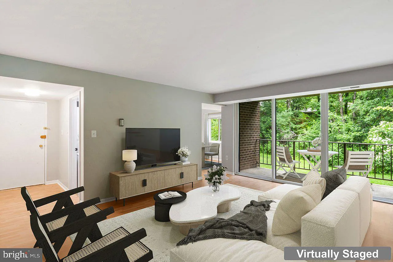 2 bed, 986 sqft, $2,150 — Photo 2