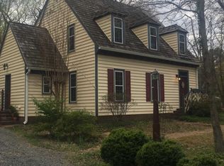 12040 Kahns Rd, Manassas, VA 20112