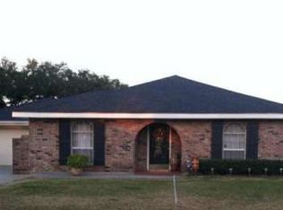 105 E Garden Dr, Thibodaux, LA 70301