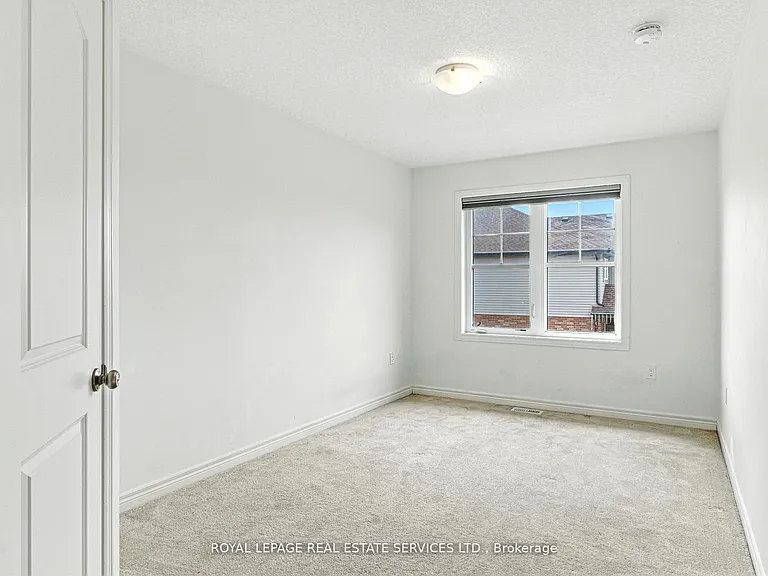 22 Marshall Dr #8 — Photo 28