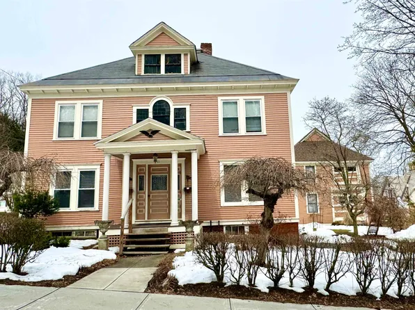 11 Burt Street, Rockingham, VT 05101