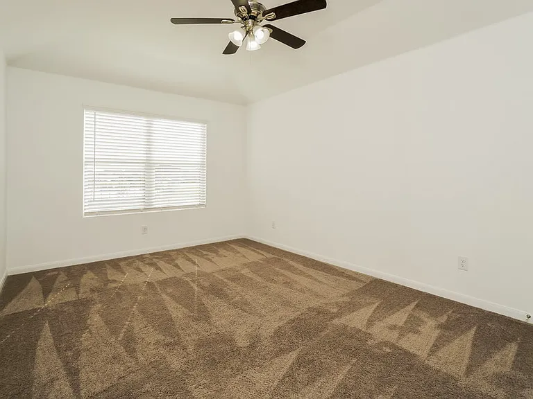 1217 White Willow — Photo 13