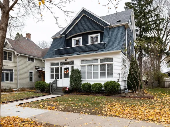 527 15th STREET SOUTH South, La Crosse, WI 54601